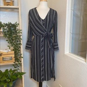 Zara button down long sleeves midi dress
